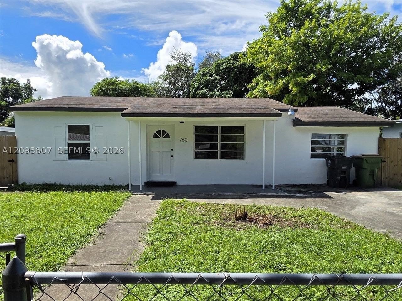 760 Nw 126th St - Photo 2 of 50