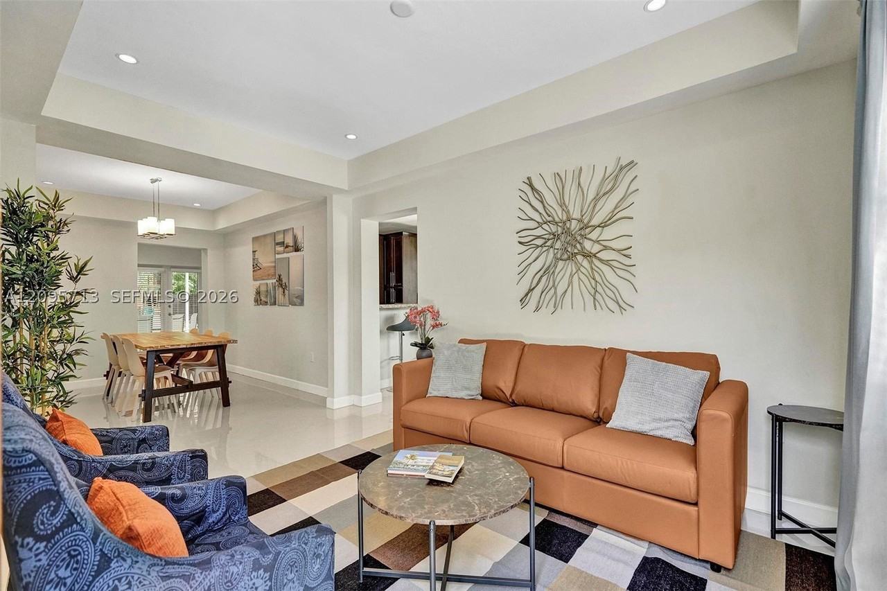 6550 Sw 52nd Ter - Photo 4 of 42