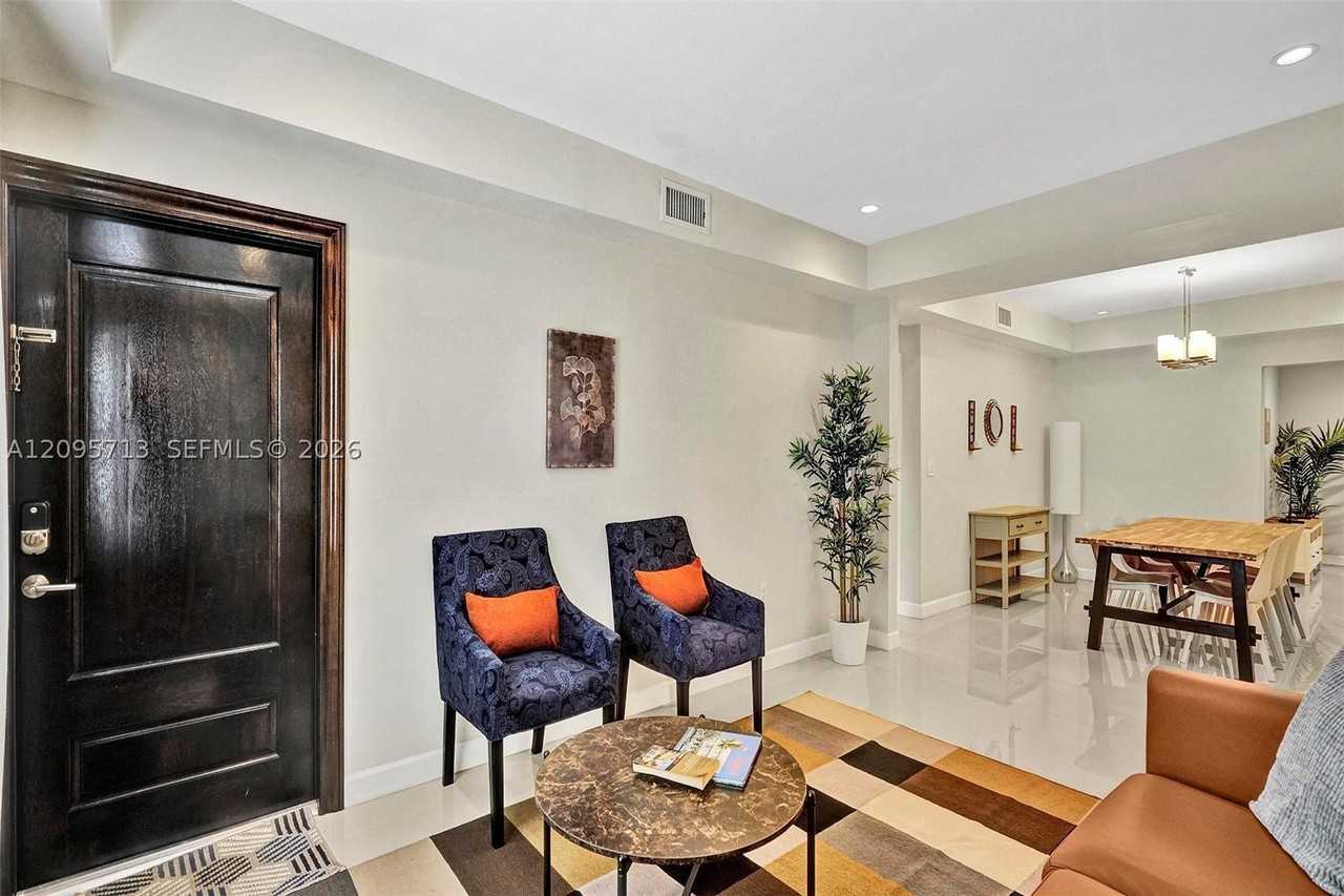 6550 Sw 52nd Ter - Photo 5 of 42