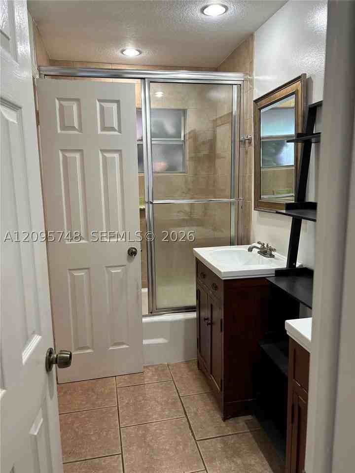 10330 N Military Trl #6B - Photo 4 of 11