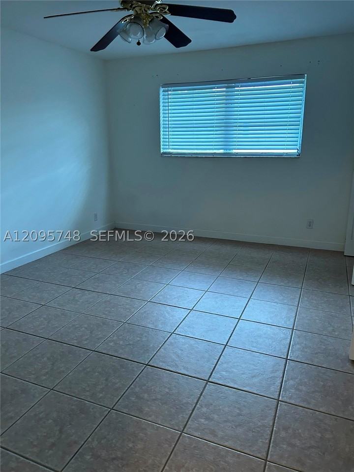 10330 N Military Trl #6B - Photo 7 of 11