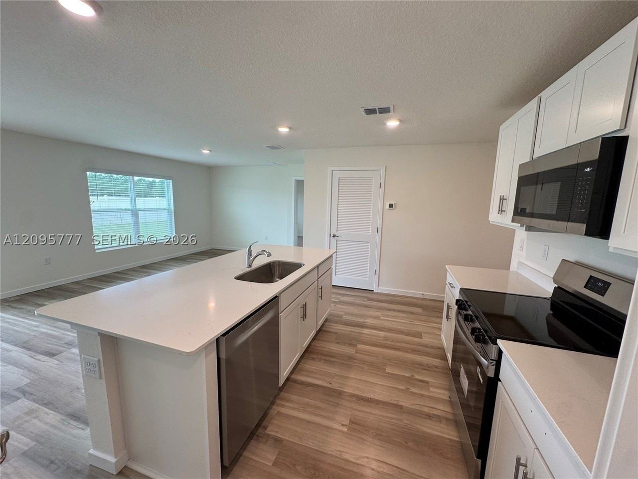13246 Sw 58th Ct #0 - Photo 5 of 16
