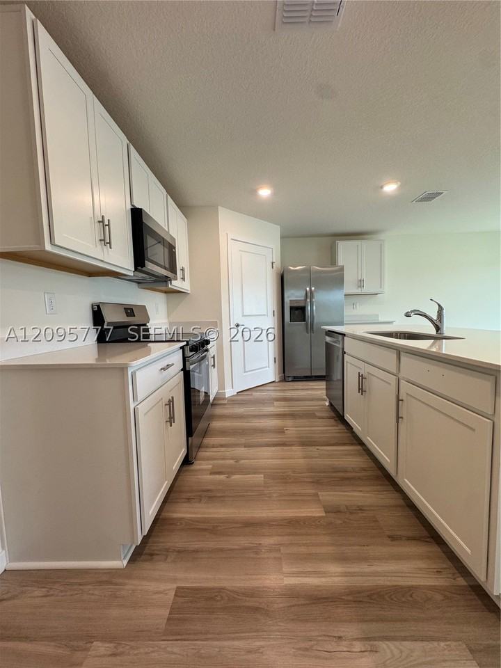 13246 Sw 58th Ct #0 - Photo 7 of 16