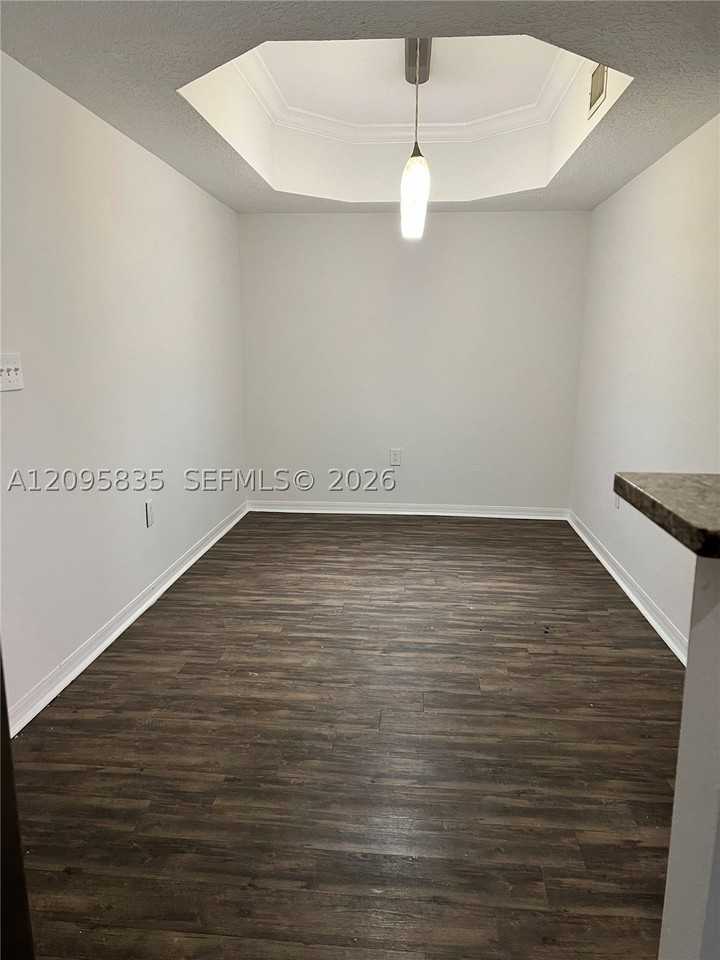 230 Sw 117th Ter #11207 - Photo 5 of 23