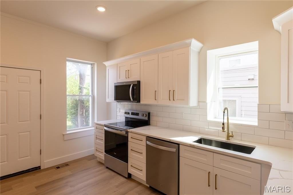 4431 Norfolk Ave - Photo 2 of 23