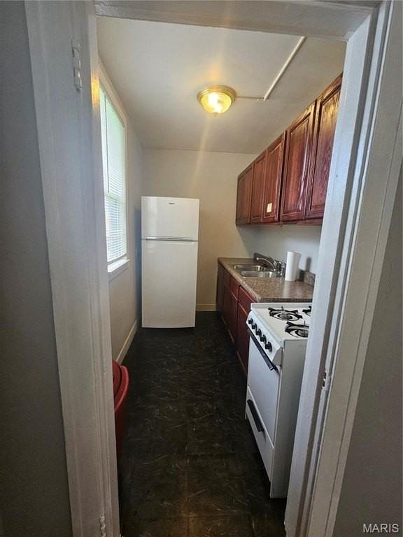 225 S Charles St #3 - Photo 7 of 8