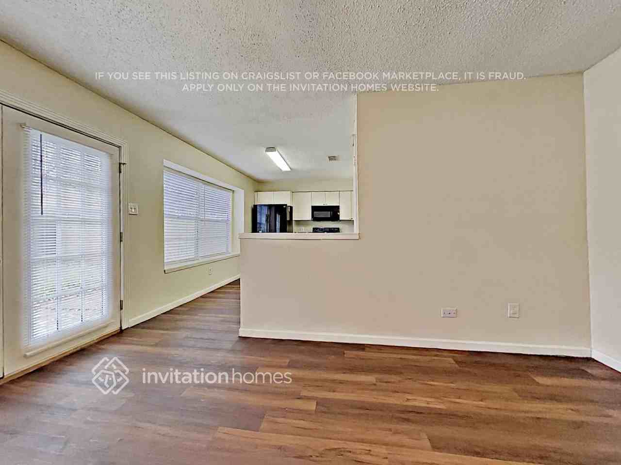 19814 Burle Oak Dr - Photo 4 of 15