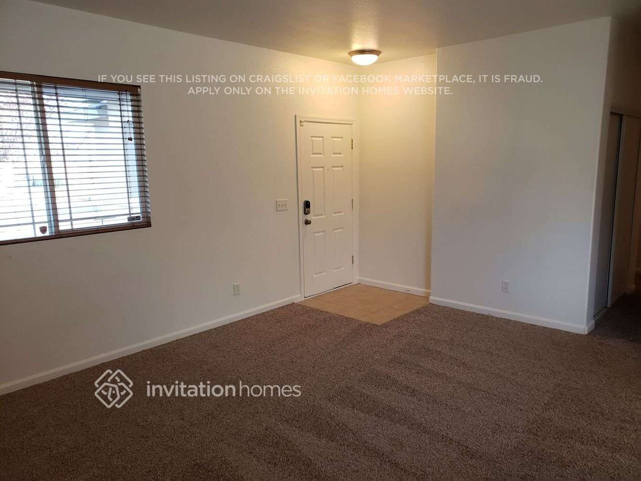 2232 Roberta Ave - Photo 2 of 10