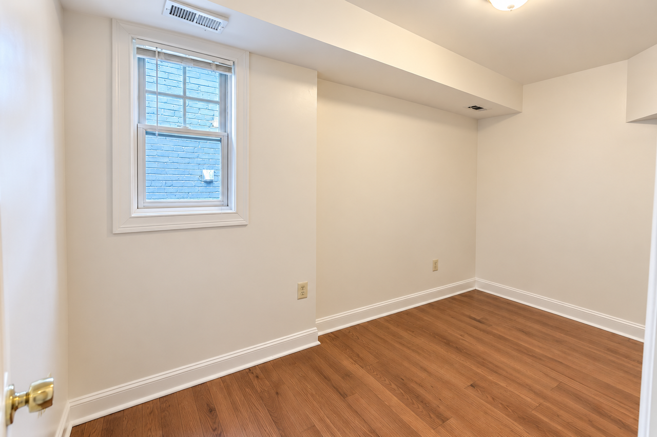 2251 12th Street Northwest, Unit 5 - Photo 7 of 24