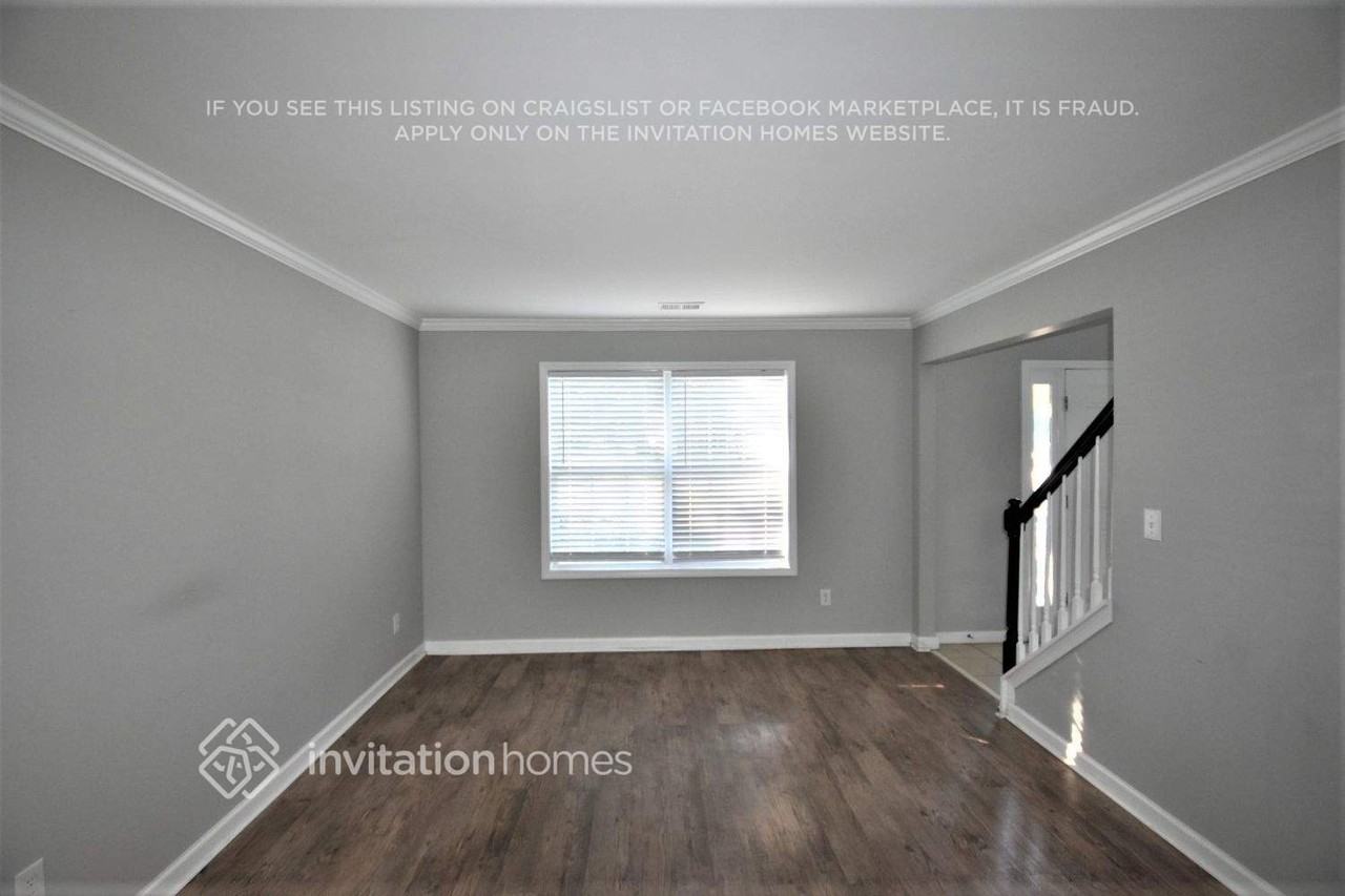 965 Garden Meadows Cir - Photo 2 of 11