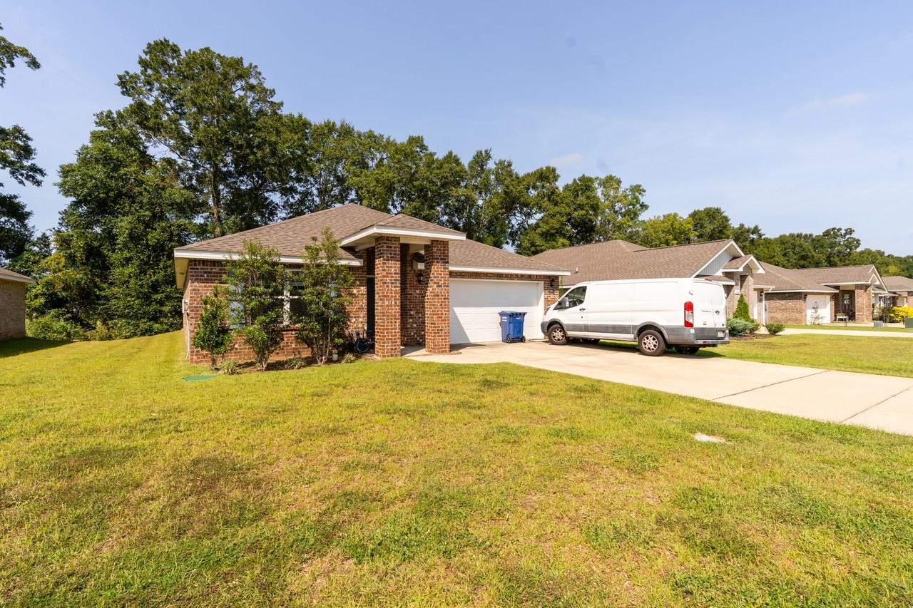 2568 Arbordale Loop #1 - Photo 2 of 21