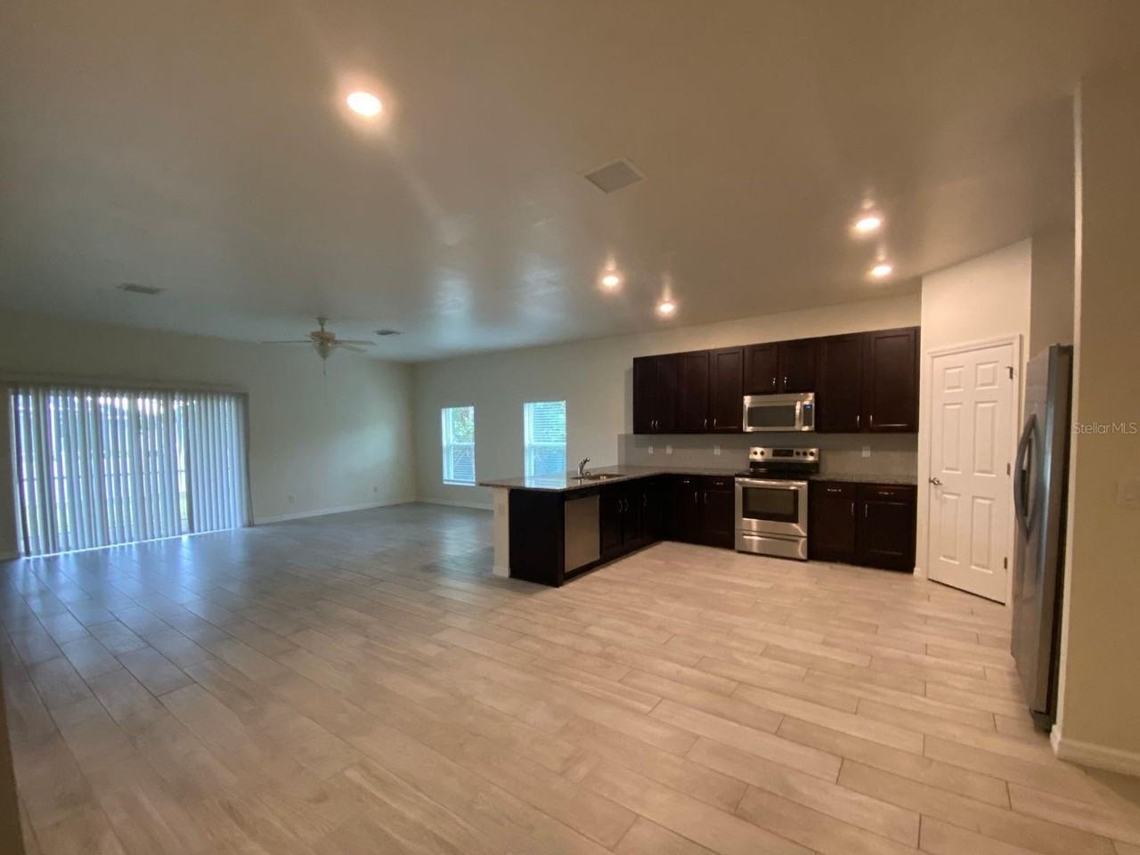 203 Jennifer Dr - Photo 6 of 13