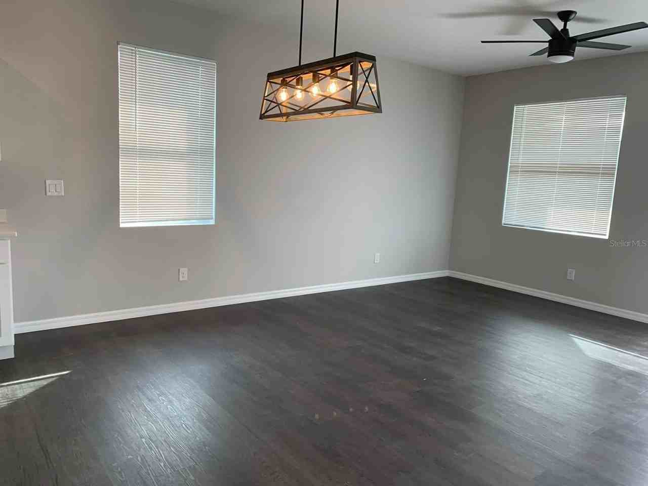 10366 Kidron Ave - Photo 3 of 13