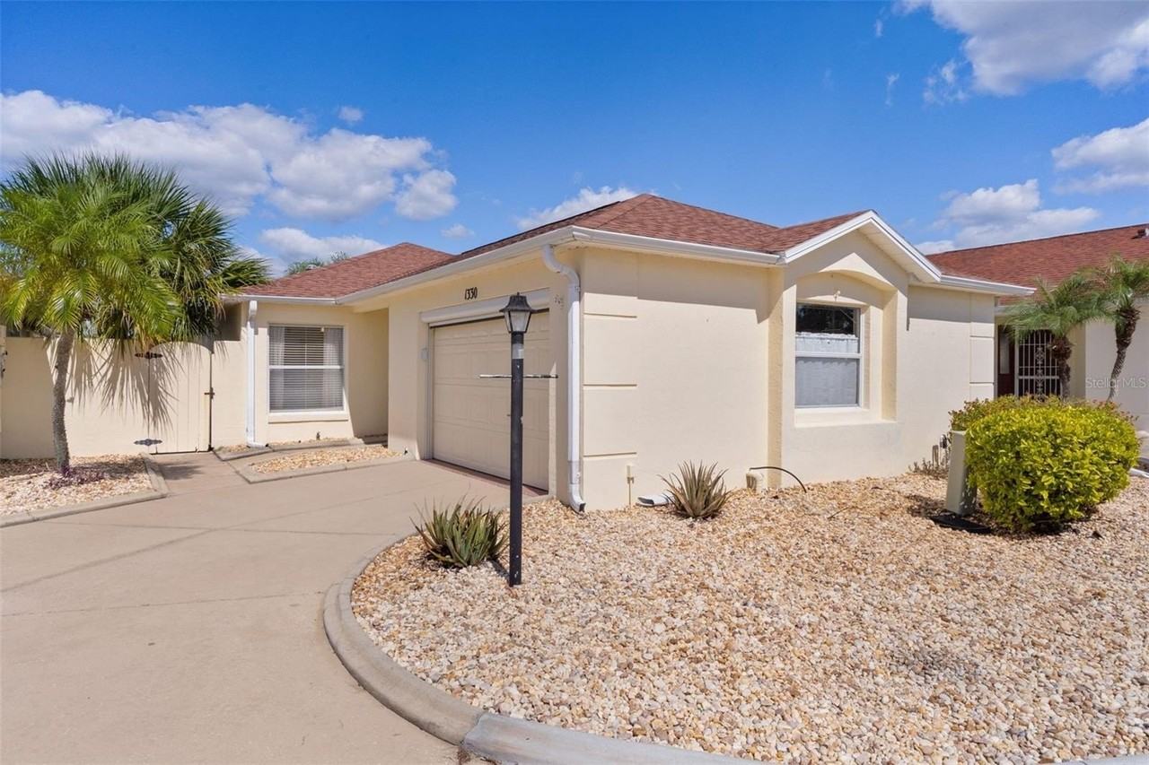 1330 Lajolla Cir - Photo 2 of 22