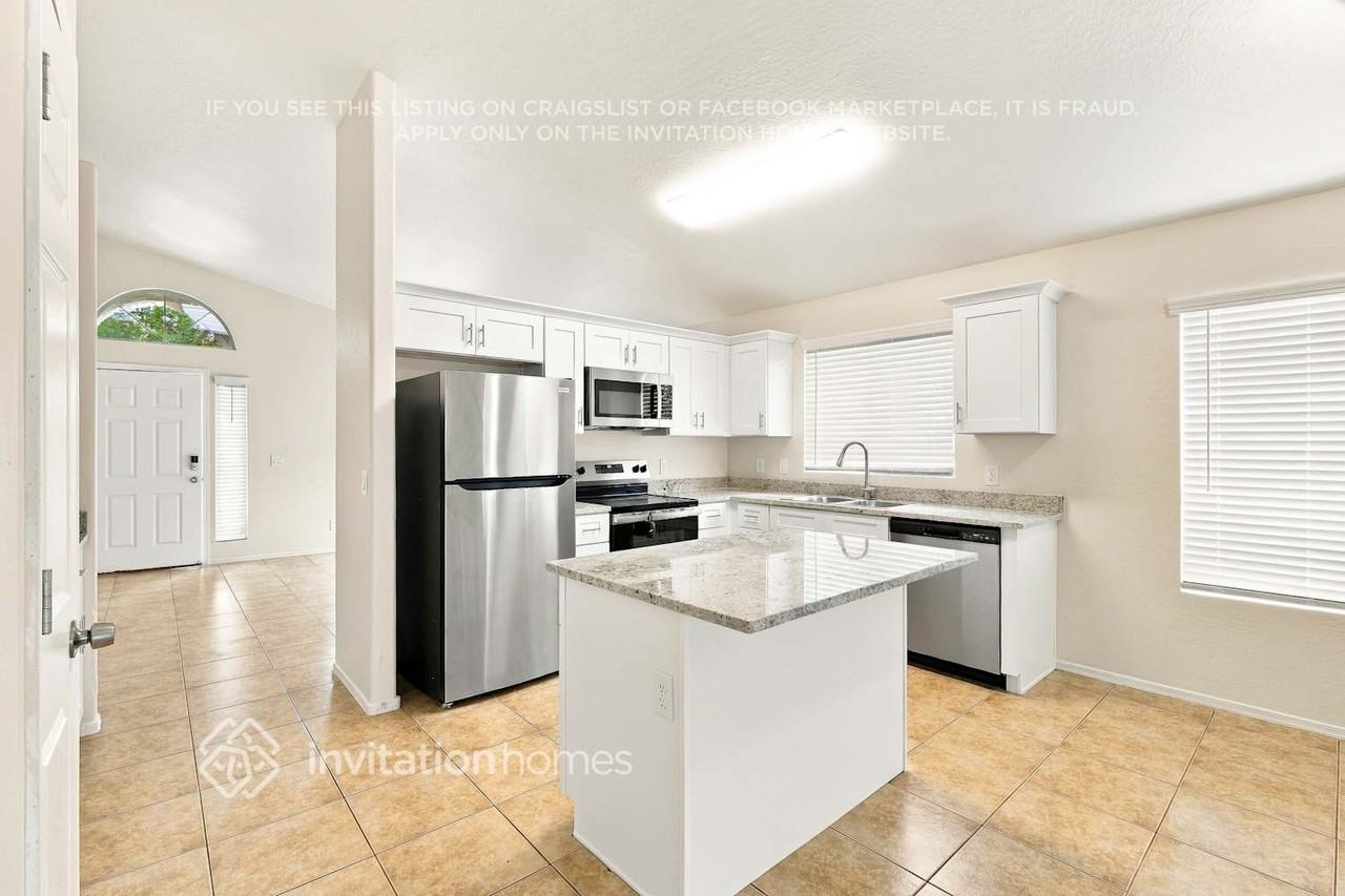 2745 W Pecan Rd - Photo 7 of 17