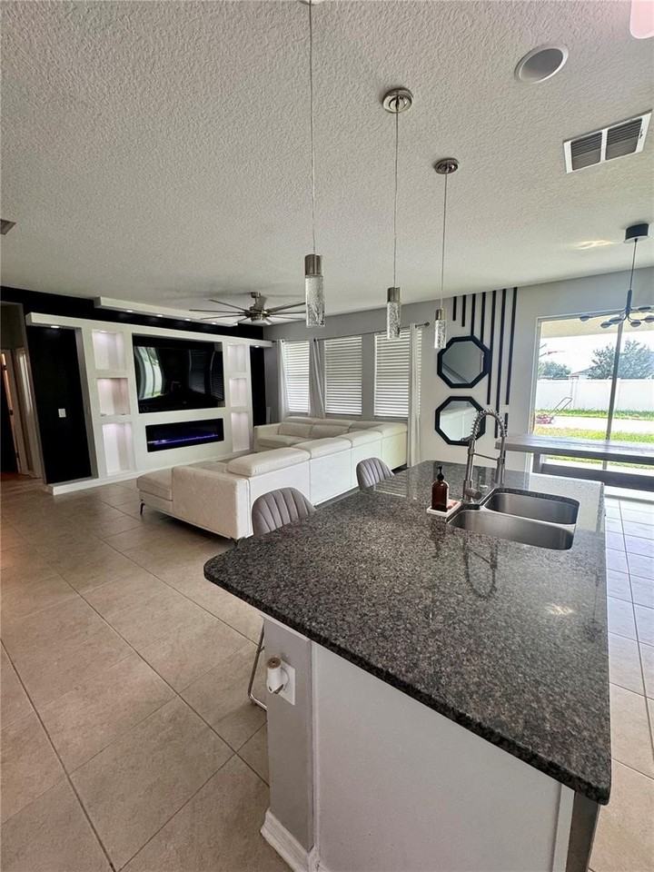 5364 Carrara Ct - Photo 7 of 30