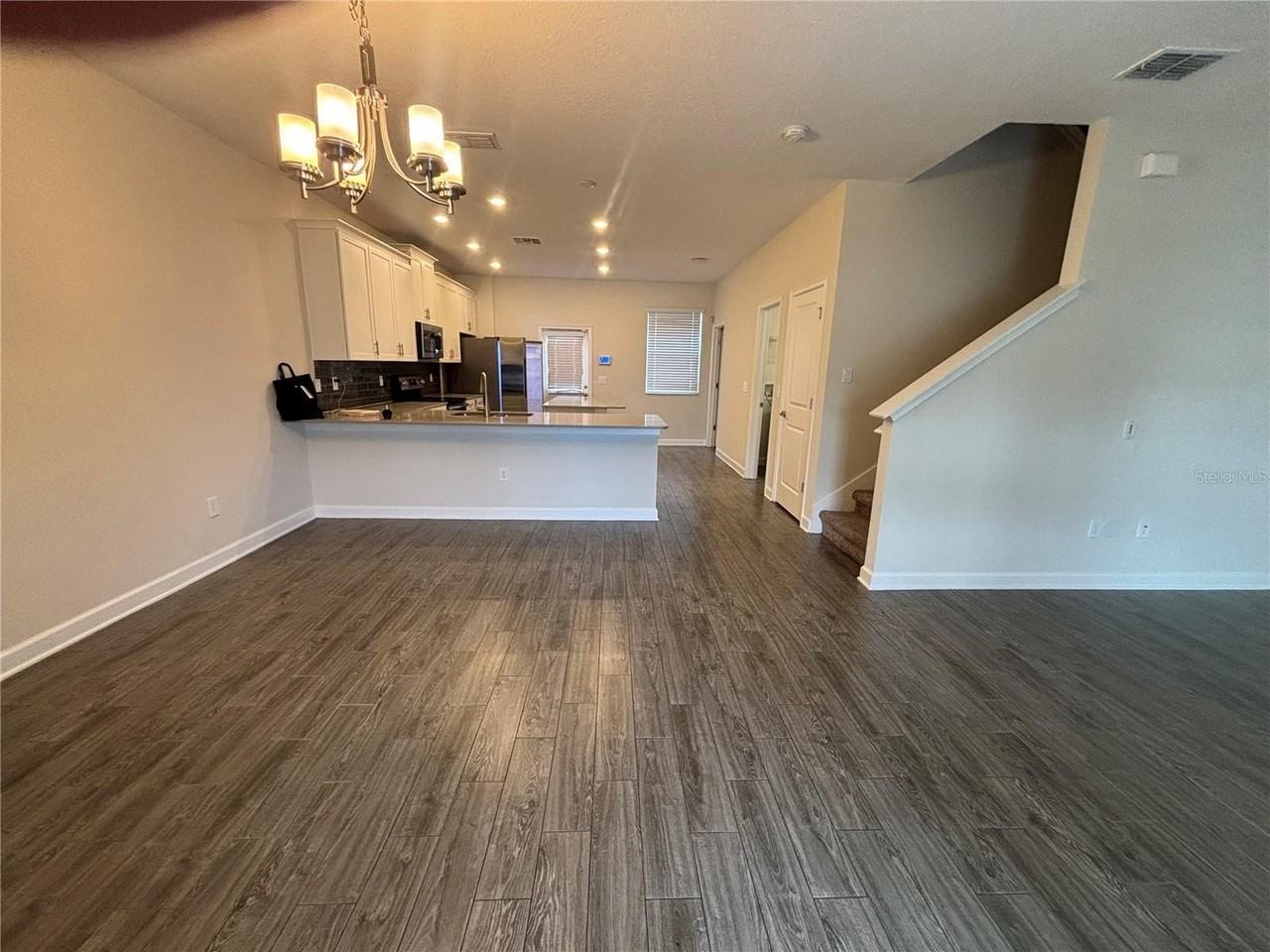 11761 Fiction Ave - Photo 3 of 20