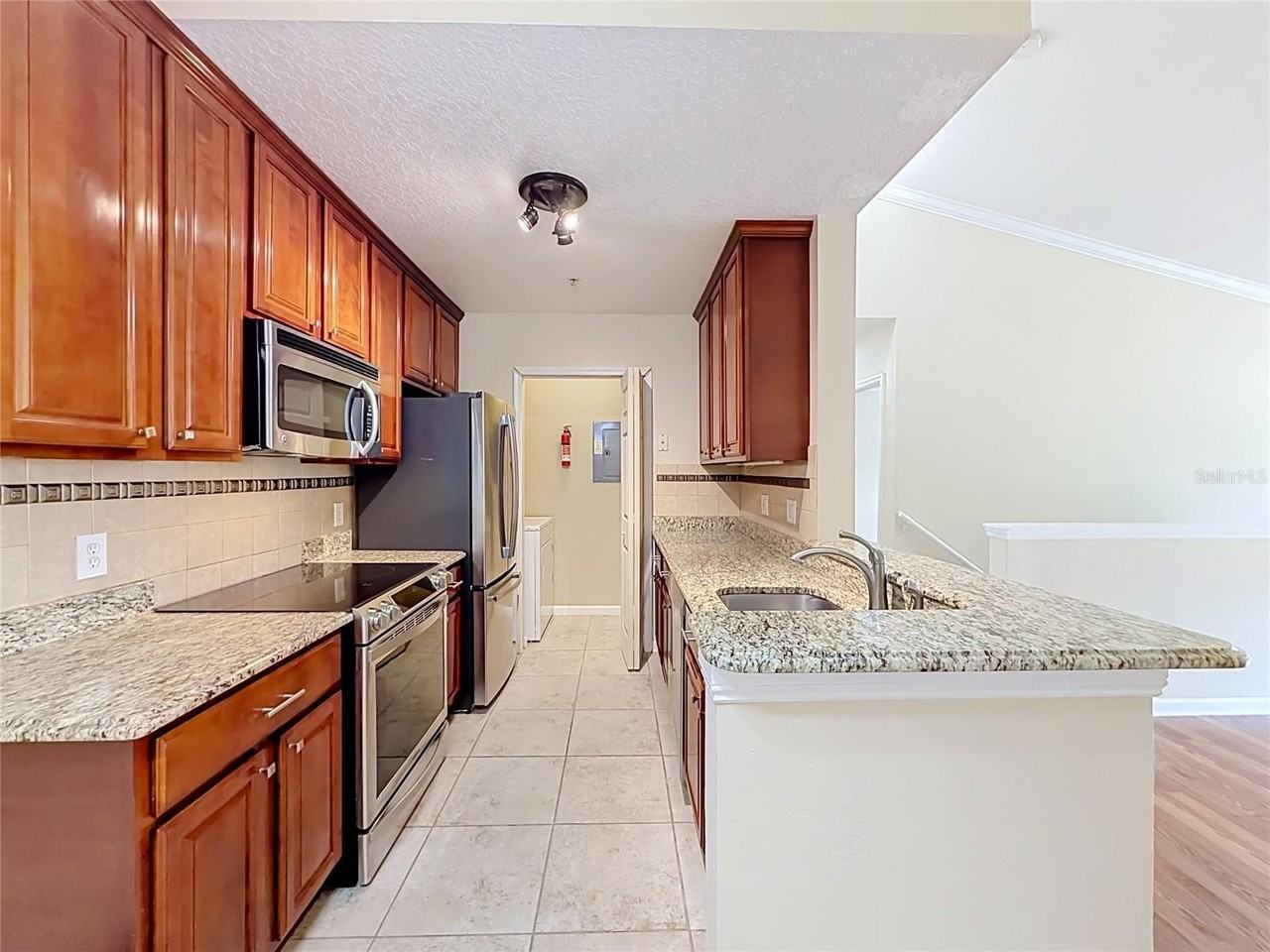 6512 Swissco Dr #1422 - Photo 6 of 30