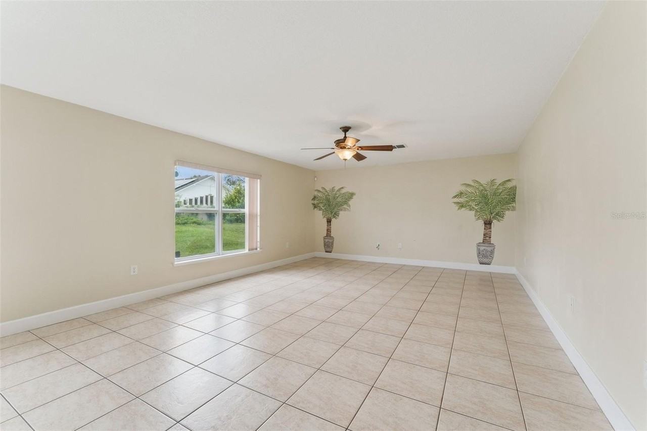 1072 Royal Marquis Cir - Photo 5 of 29