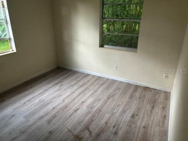1801 Ne 14th Ave - Photo 4 of 5