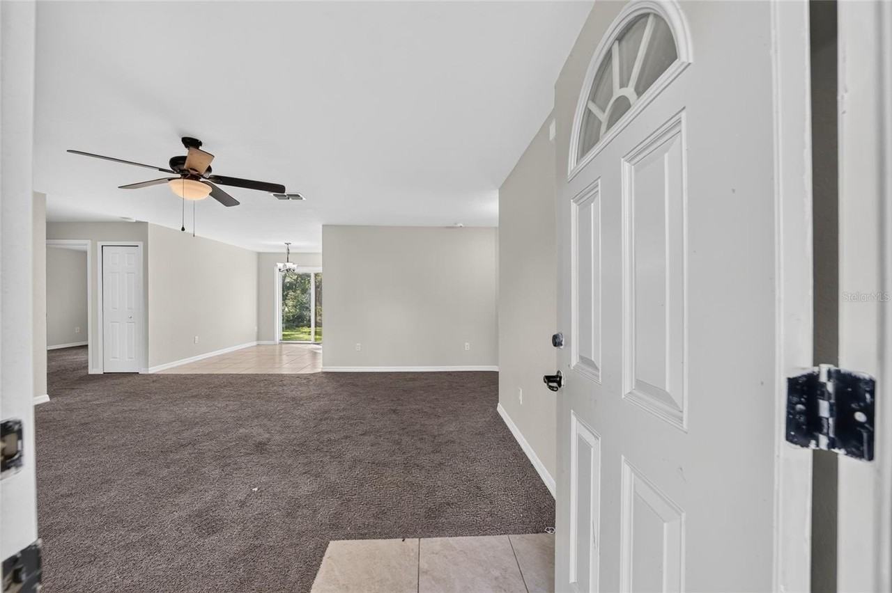 16993 Sw 20th Court Rd - Photo 2 of 20