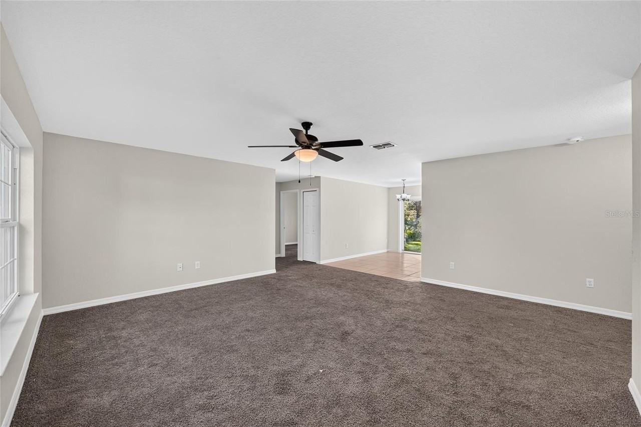 16993 Sw 20th Court Rd - Photo 3 of 20