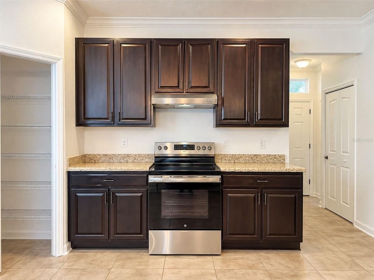 2887 Moonstone Bnd - Photo 7 of 36
