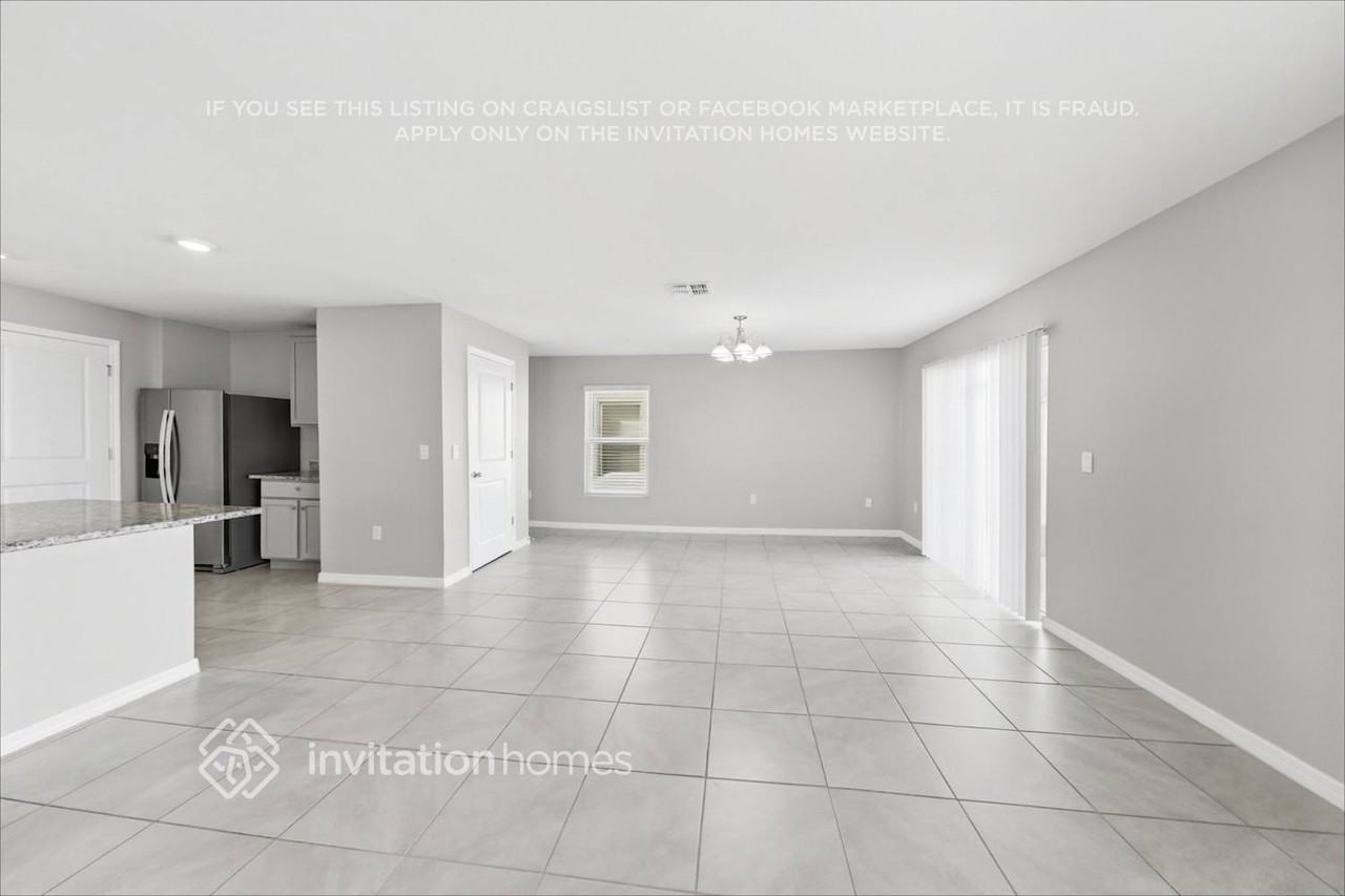603 Sunlit Coral St - Photo 5 of 22