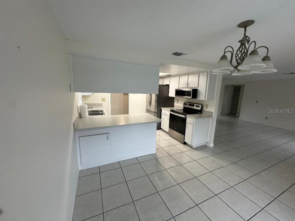 7019 Monterron Ln - Photo 4 of 14