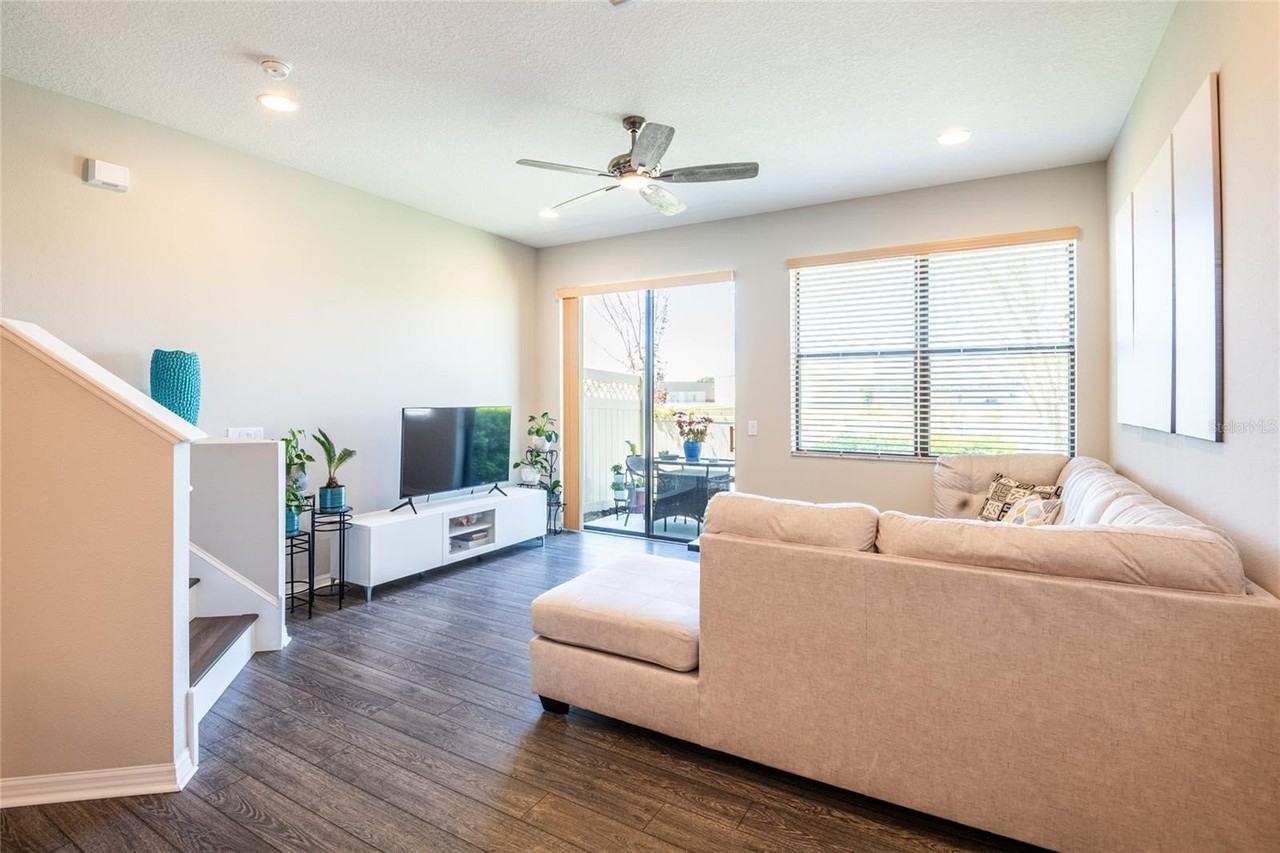 11648 Crowned Sparrow Ln - Photo 4 of 42