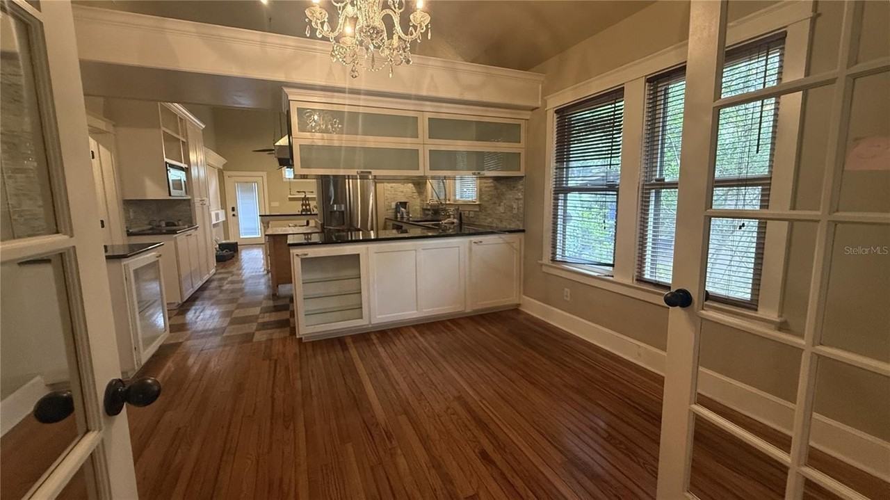 1016 E Powhatan Ave - Photo 7 of 35