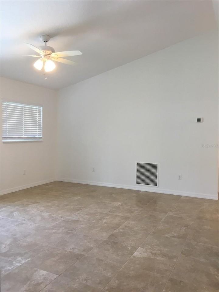 1425 5th Ave - Photo 6 of 13