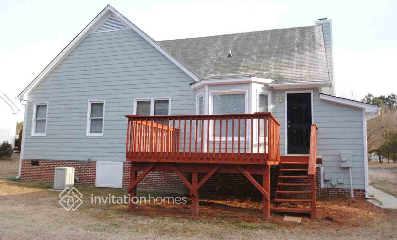 2717 Thurrock Dr - Photo 4 of 5