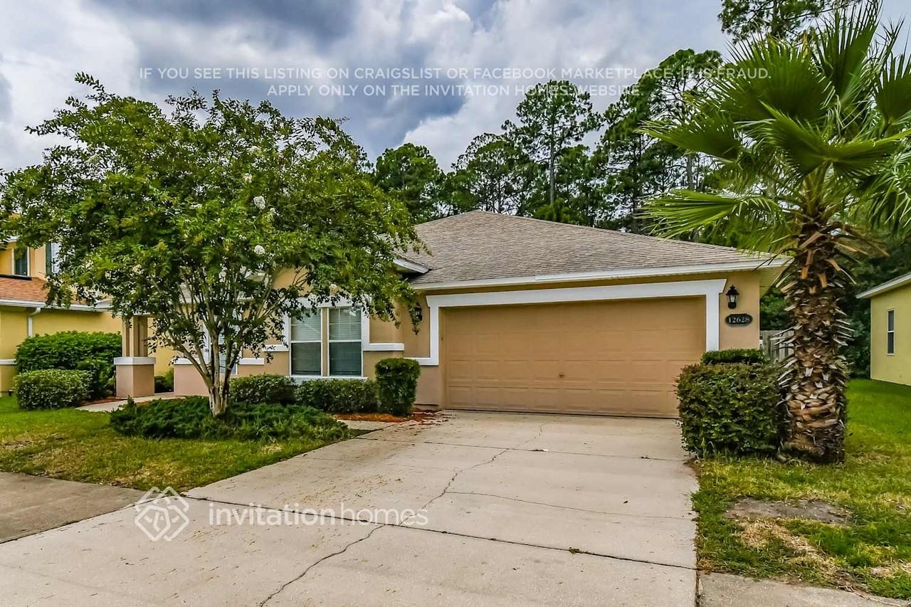 12628 Pine Marsh Way - Photo 2 of 10