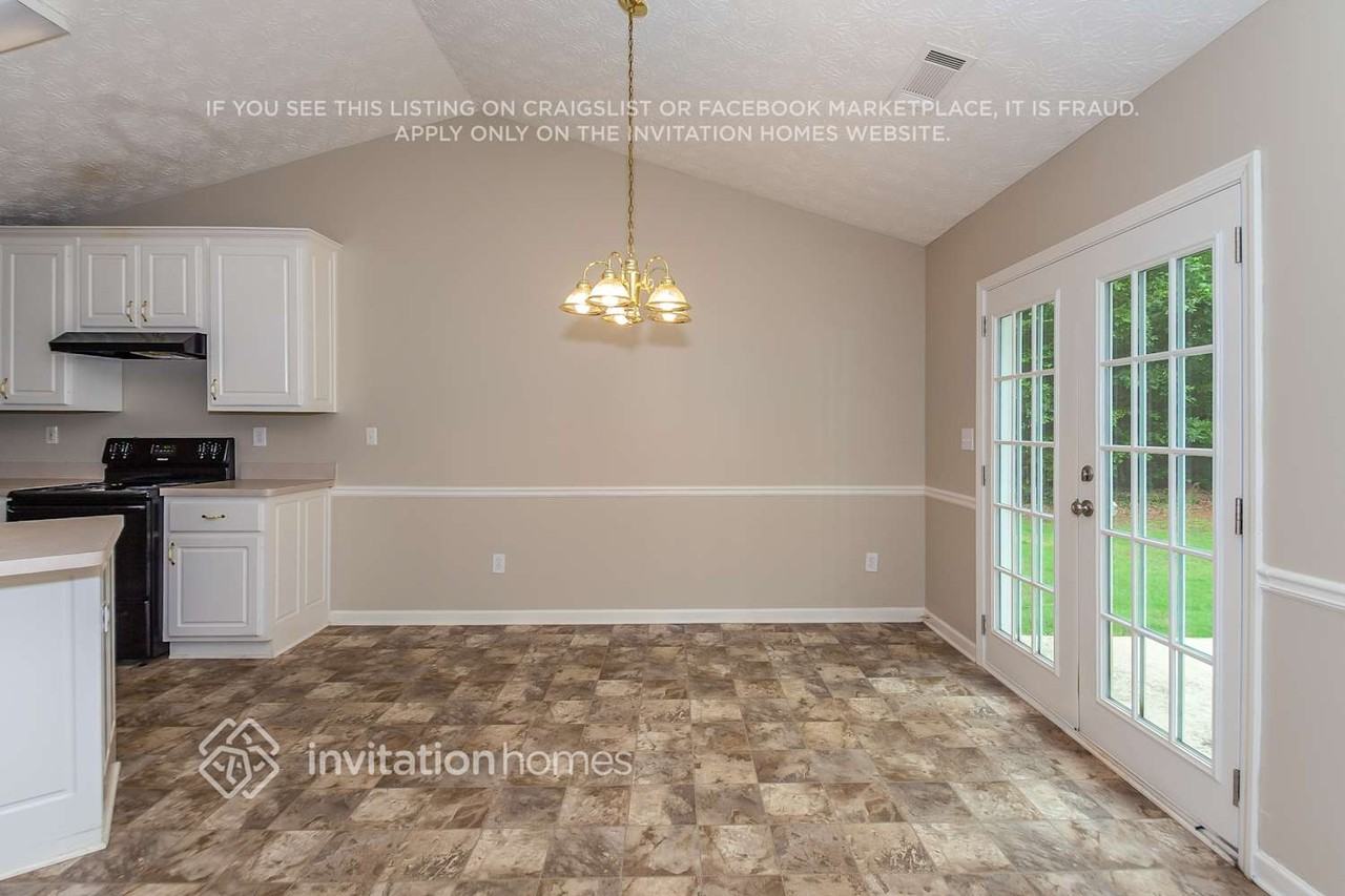 155 Crooked Creek Dr - Photo 3 of 14
