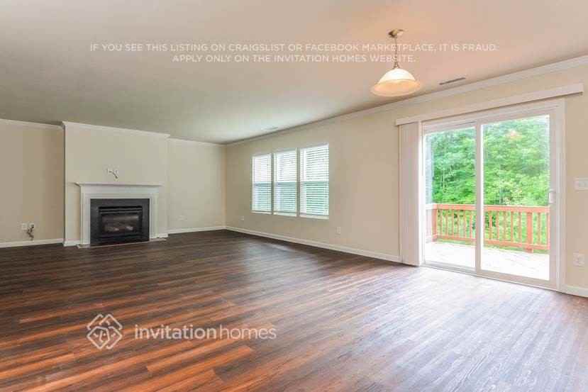 251 Chadford Pl - Photo 6 of 26