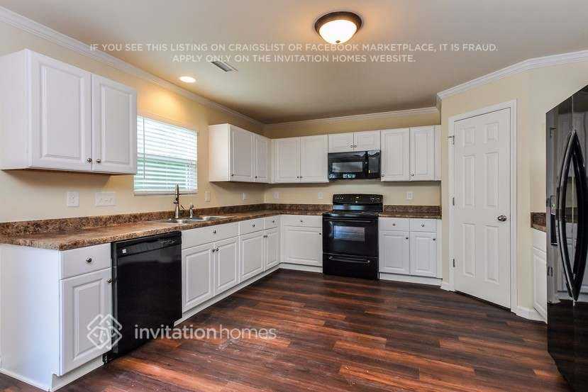251 Chadford Pl - Photo 7 of 26