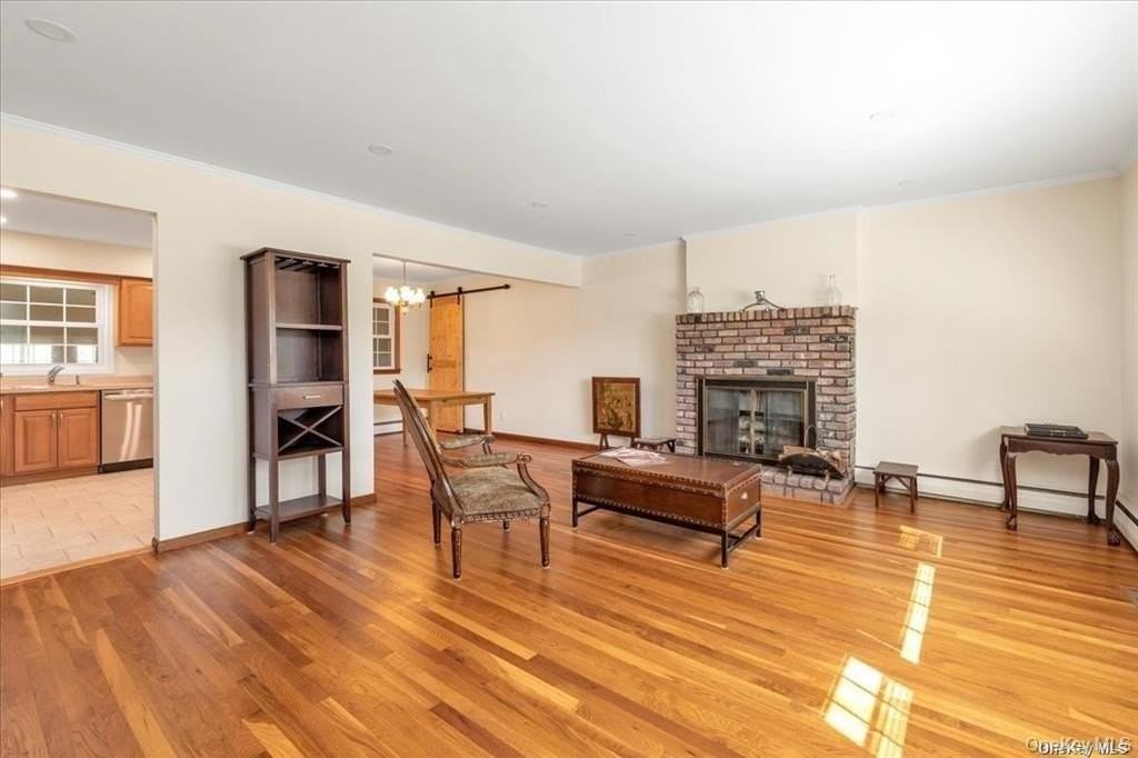 1002 Eglon Ct - Photo 3 of 26