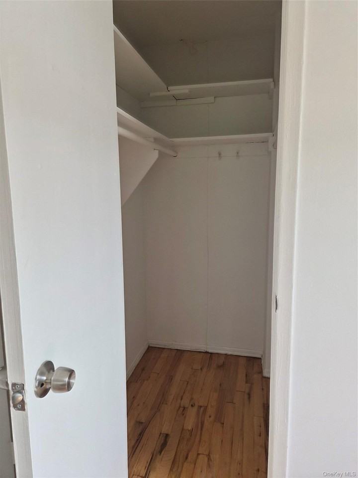 1828 Bell Blvd #1FL - Photo 5 of 8