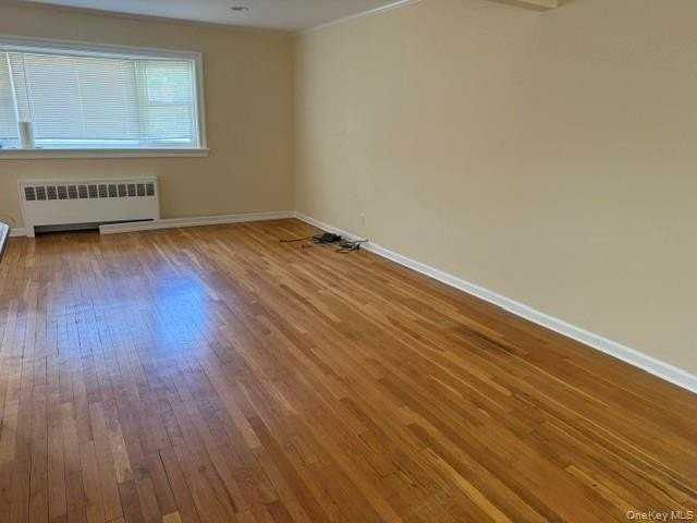 219 Willets Ln - Photo 3 of 25
