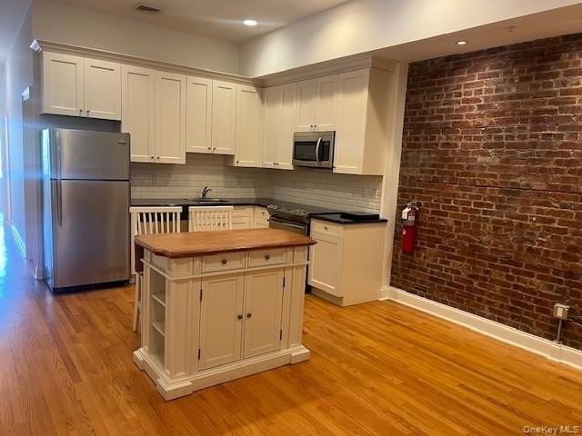 276 Main St #2F - Photo 5 of 11
