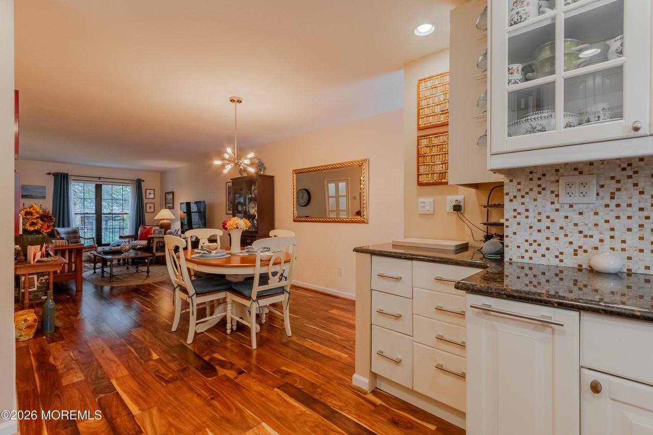 321 Spring St #12 - Photo 6 of 26