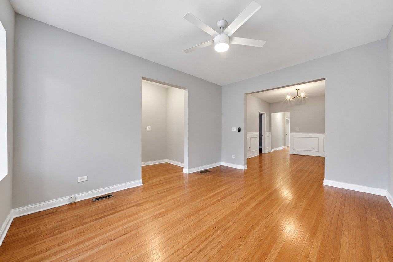 5039 W Cullom Ave #2 - Photo 5 of 15
