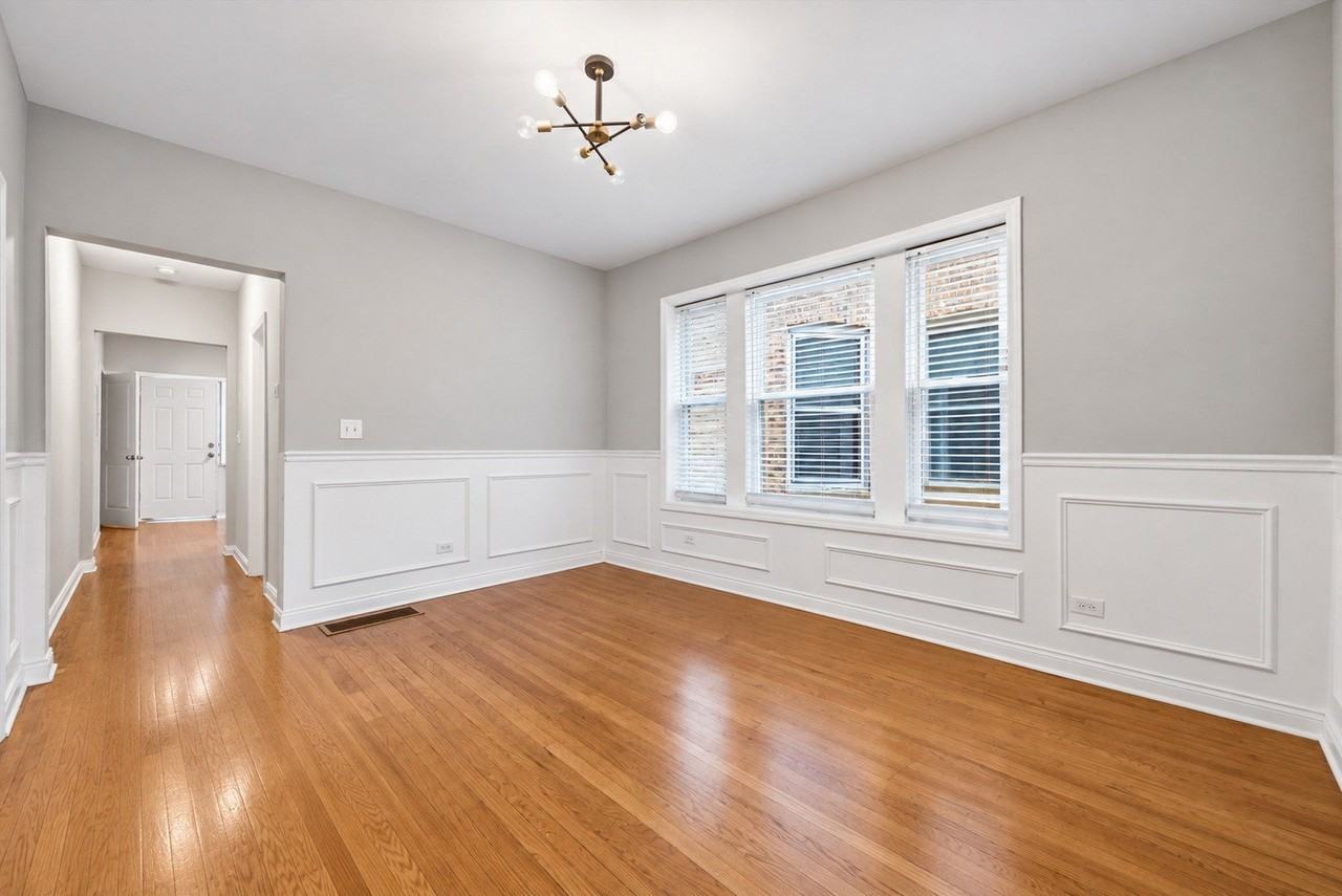 5039 W Cullom Ave #2 - Photo 7 of 15