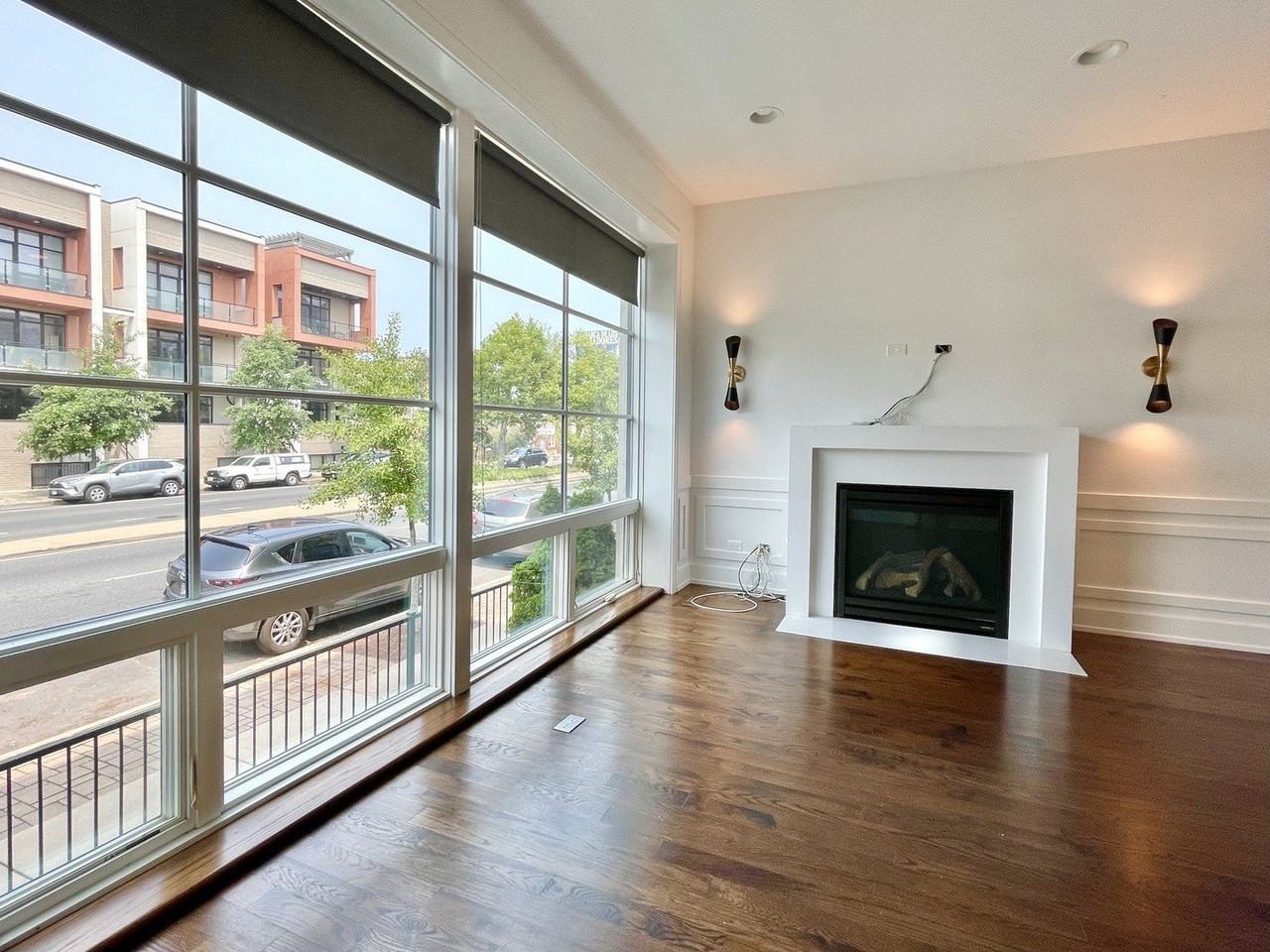 2453 W Irving Park Rd #1E - Photo 4 of 42