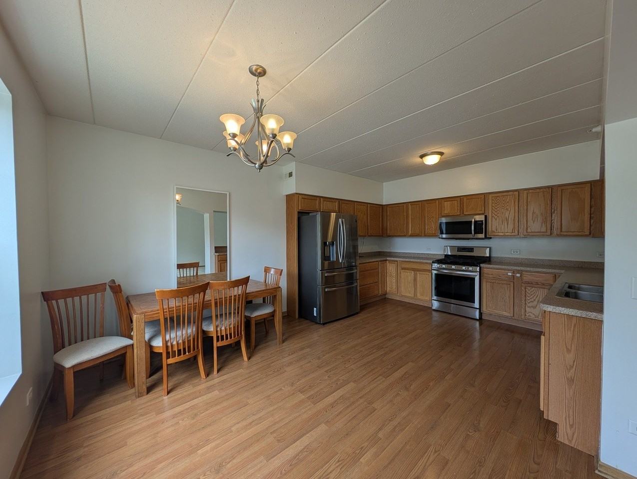 16671 Liberty Cir #1N - Photo 3 of 11