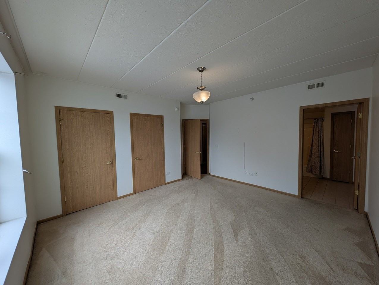16671 Liberty Cir #1N - Photo 5 of 11