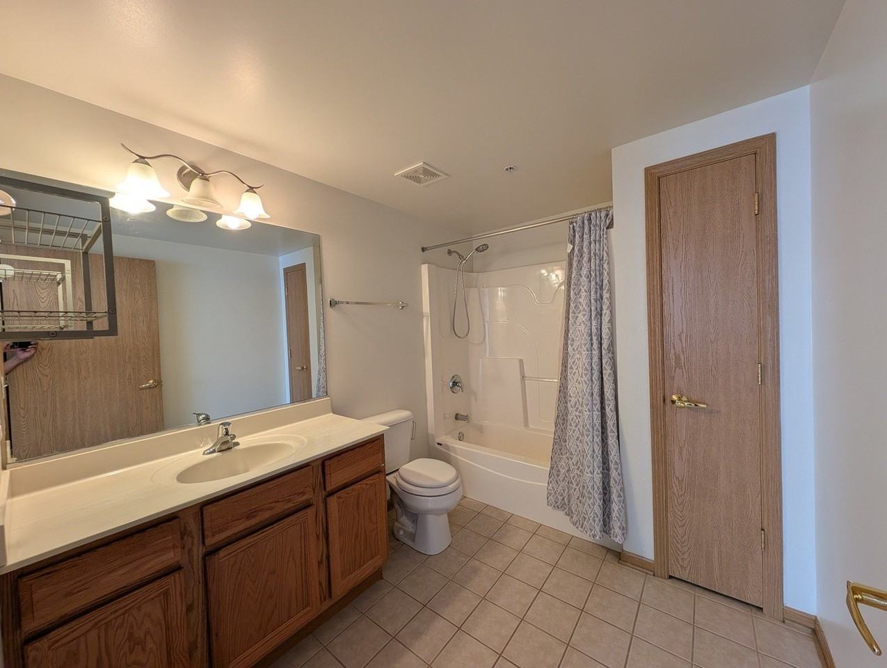 16671 Liberty Cir #1N - Photo 6 of 11