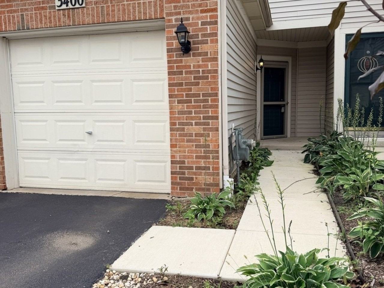 3400 Blue Ridge Dr - Photo 2 of 14