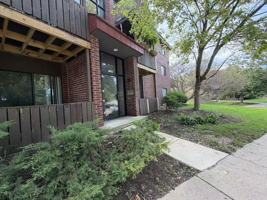 featured image of 1320 Brook St #H